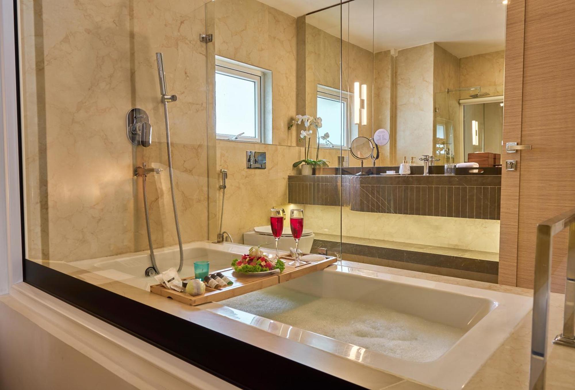 Shulem Boutique Hotel Dimāpur Exteriör bild