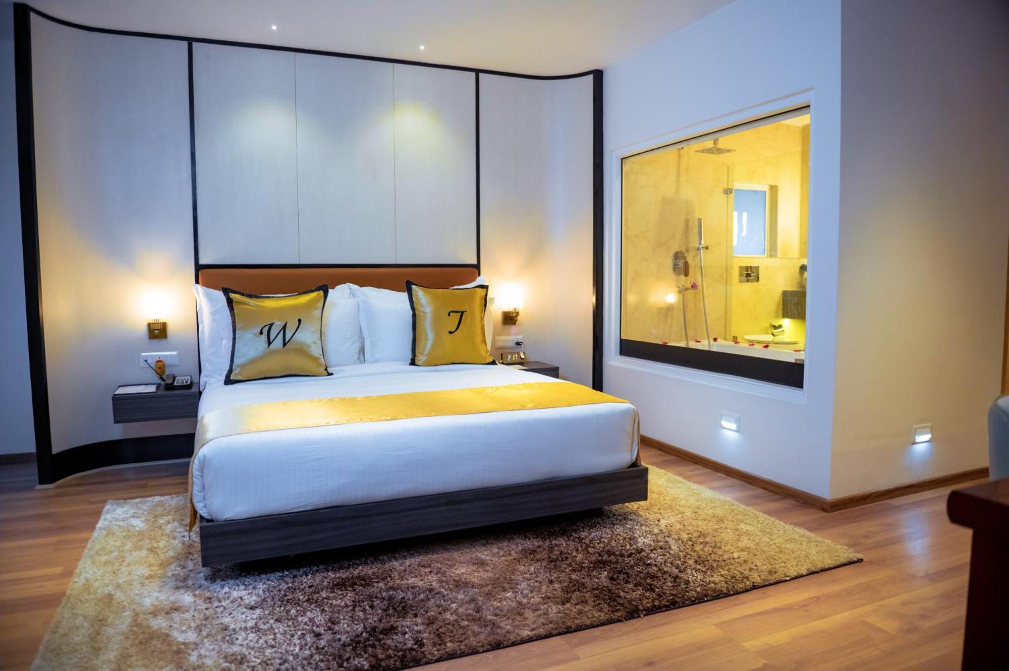 Shulem Boutique Hotel Dimāpur Exteriör bild